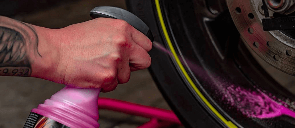 pflegemittel felgenreiniger, S100 2018, Felgenreiniger ©WackChemie