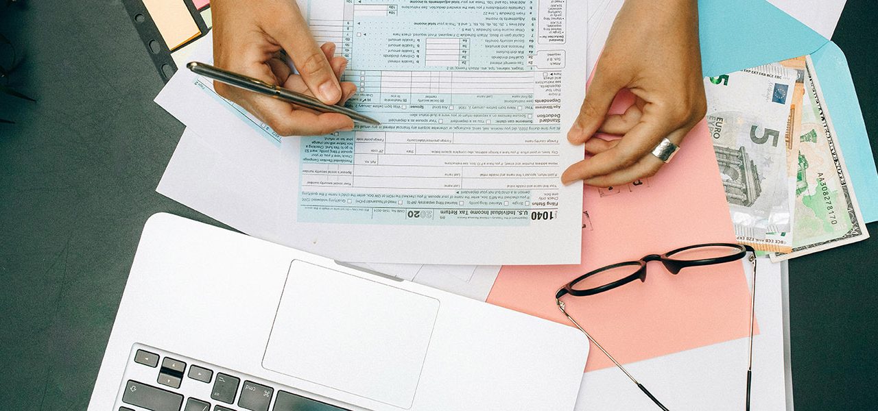 erstes Motorrad Versicherung ©pexels/ voitkevich